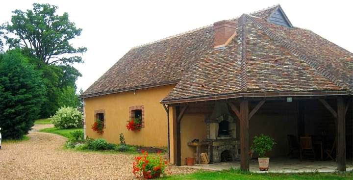 Façadier Tuffé Val de la Chéronne