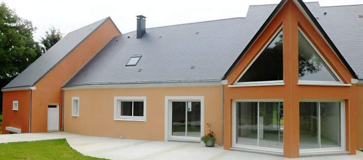 Rénovation façade maison Tuffé Val de la Chéronne